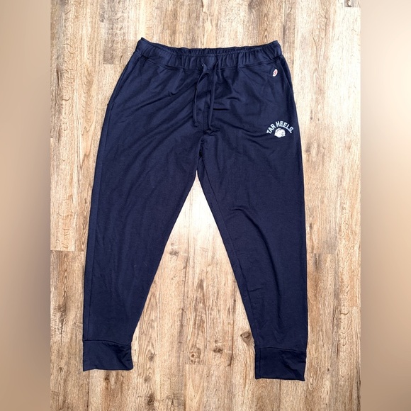 League 91 • UNC Tarheels All Day Joggers - Picture 1 of 8
